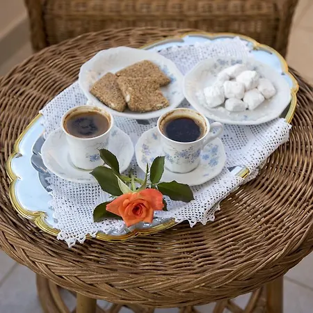 Nephele Фалираки