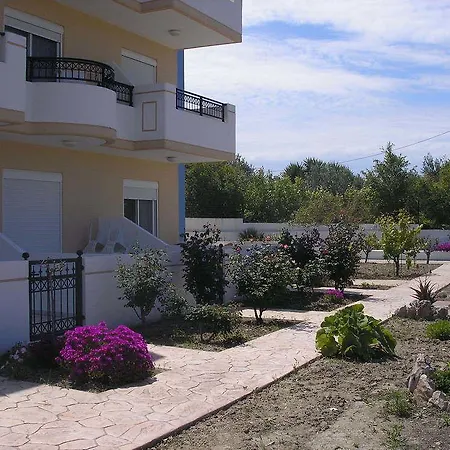 Nephele Apartmán
