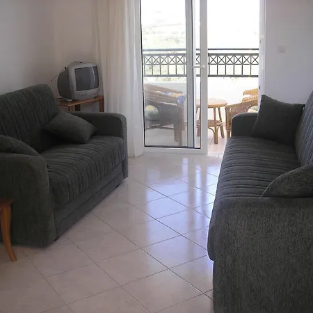 Nephele Apartmán *